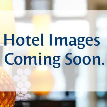 Best Western Plus Meadowlands Secaucus Exterior photo